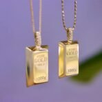 Au750 Gold Gold Bar Natural Diamond Pendant Necklace - Image 4