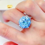10 Karat Blue Moissanite Luxury Full Diamond Female Ring - Image 4