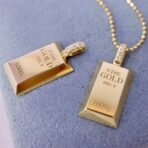 Au750 Gold Gold Bar Natural Diamond Pendant Necklace - Image 5